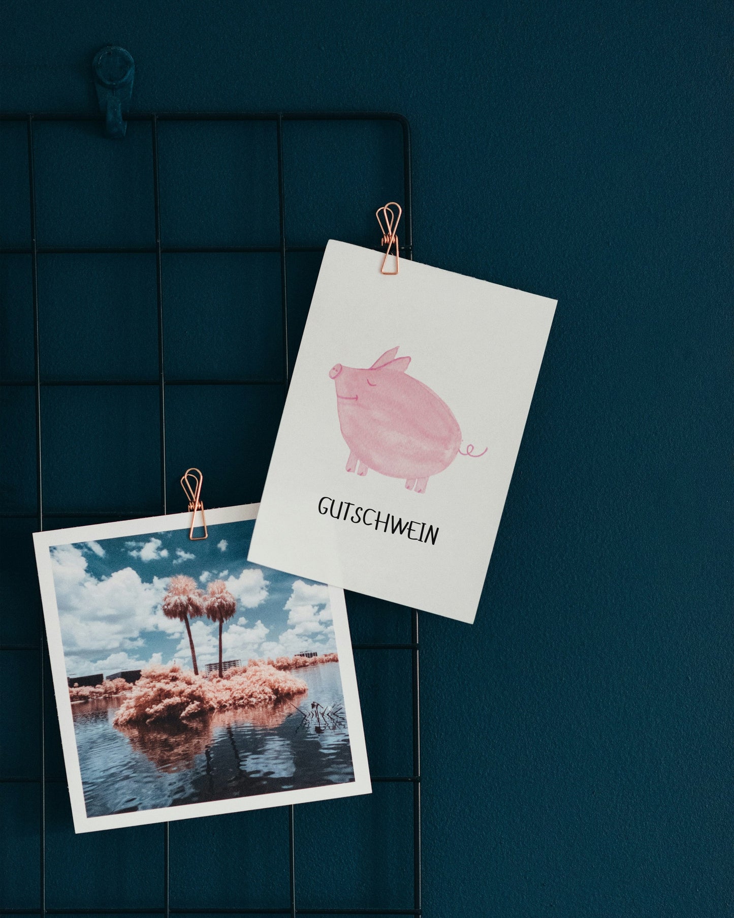 Gutscheinkarte mit Schwein - Lustige Postkarte "Gutschwein"