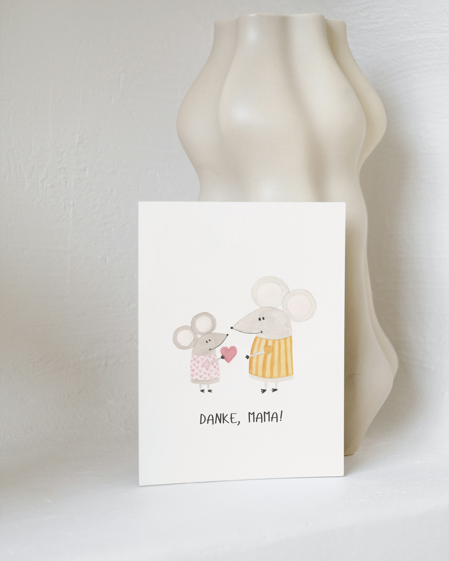 Muttertagskarte mit Mäusen - Liebevolle Postkarte zum Muttertag „Danke Mama!“