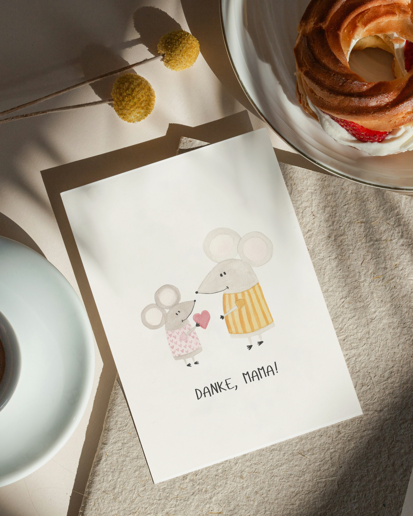 Muttertagskarte mit Mäusen - Liebevolle Postkarte zum Muttertag „Danke Mama!“