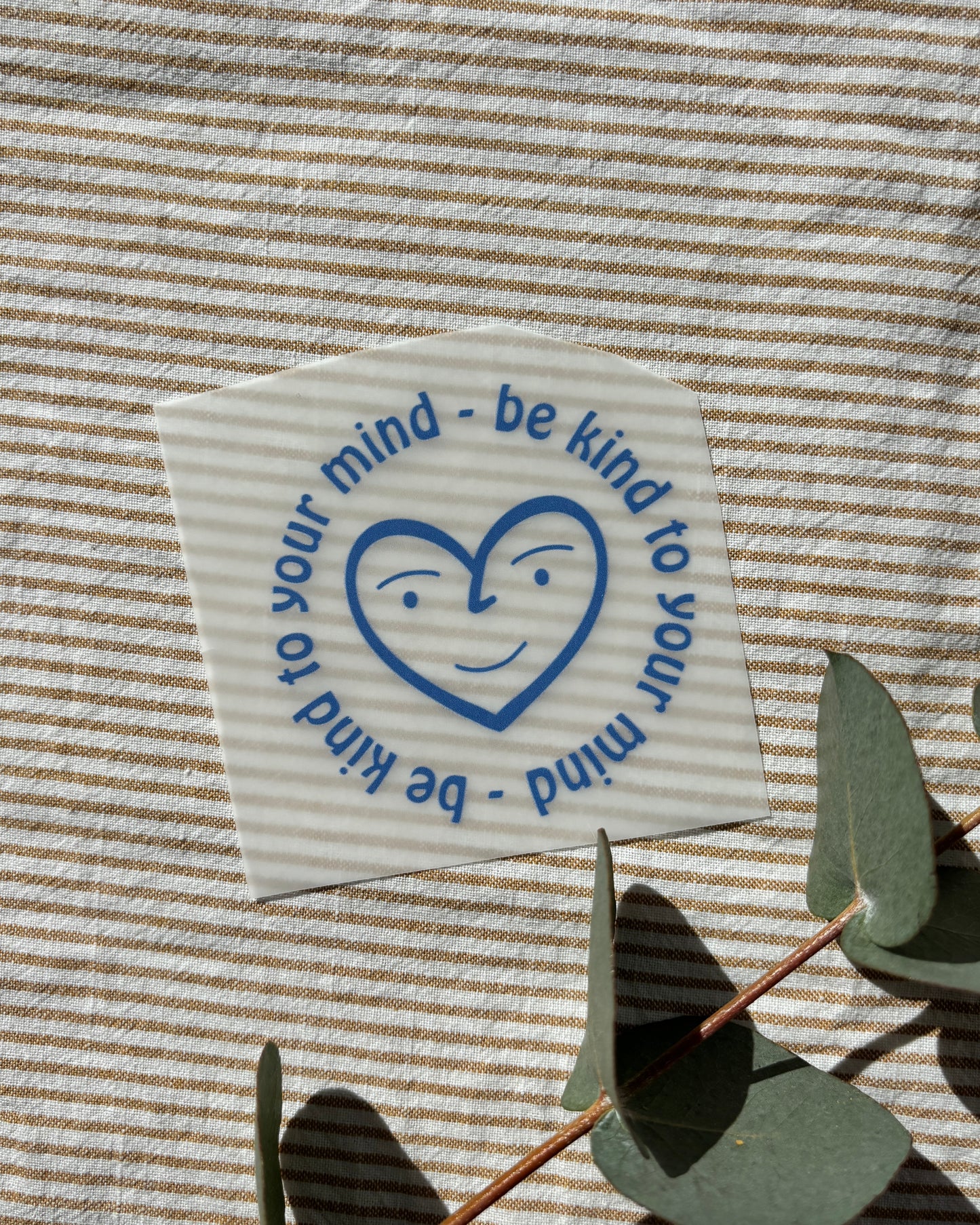 Bügelbild mit Herz "Be Kind to Your Mind" - Achtsames Bügelpatch zum Aufbügeln
