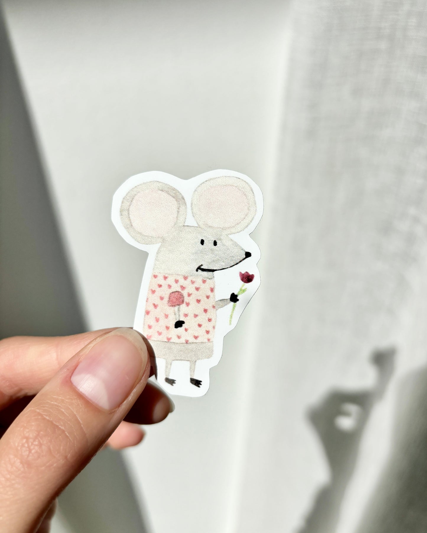 Sticker "Maus mit Blume" - Aufkleber für Laptop, Notizbuch & Co.
